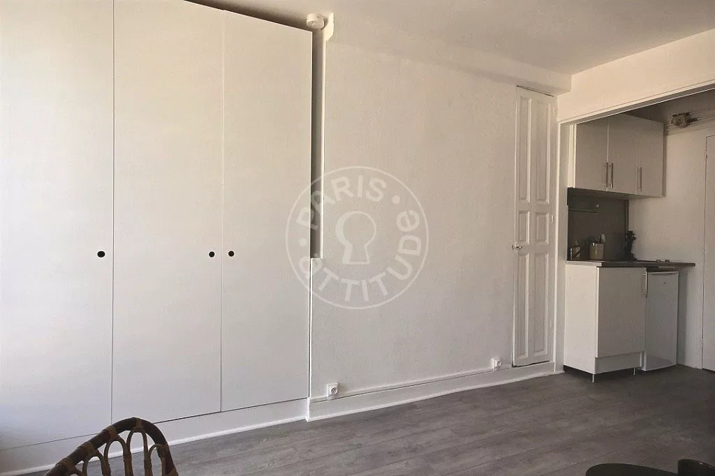 Appartement Rue Traversière à Paris