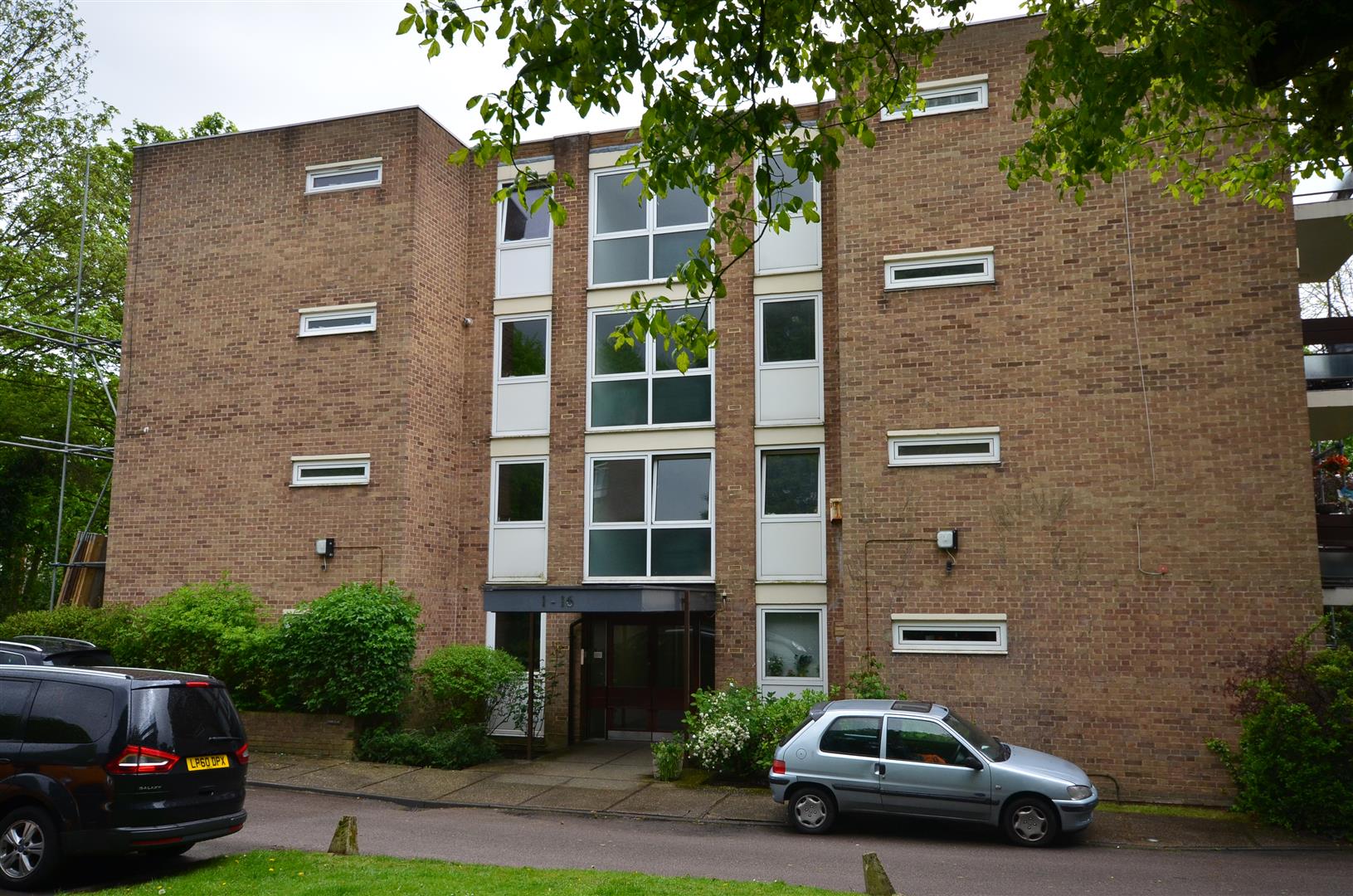Flat Stanhope Road in Greater London