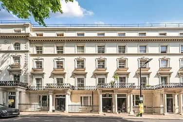 Flat Porchester Square in City of Westminster