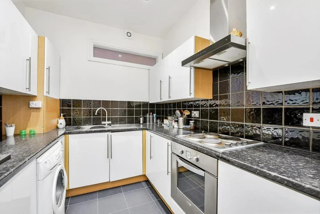 Flat Sutton Road in Greater London