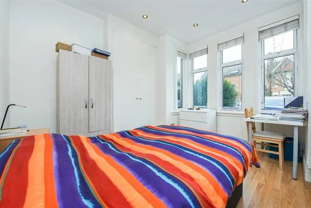 Flat Sutton Road in Greater London