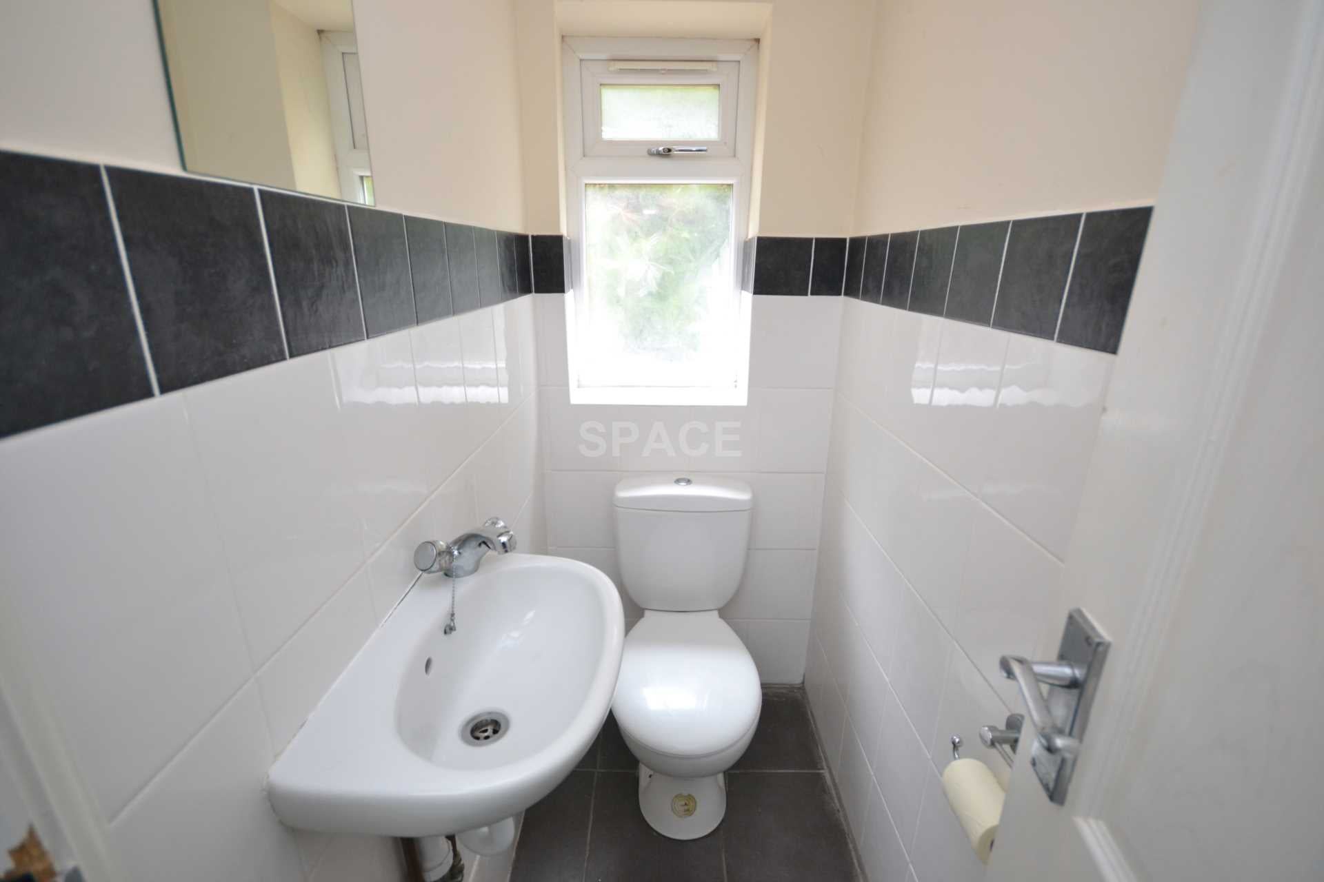 Flat Grange Avenue in Reading