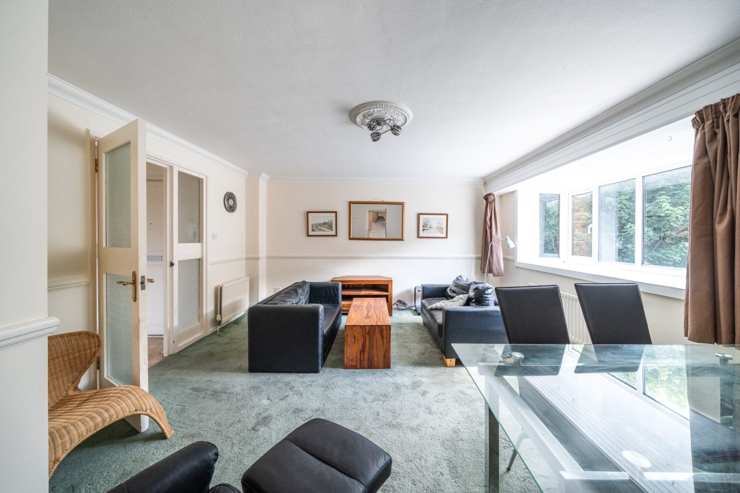 Flat Love Walk in Greater London