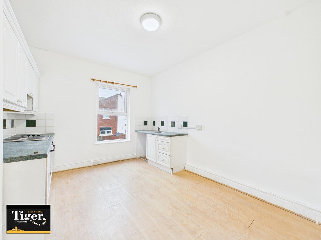 Flat Cheltenham Road in Blackpool