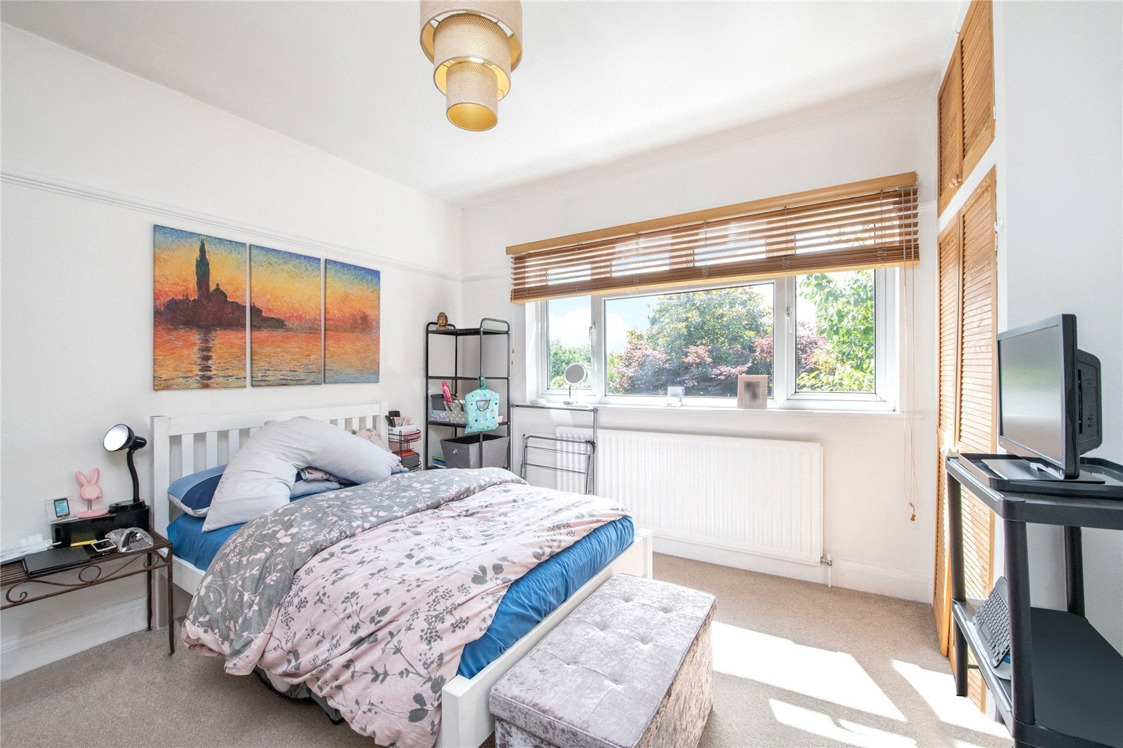 Flat Clifford Avenue in Greater London