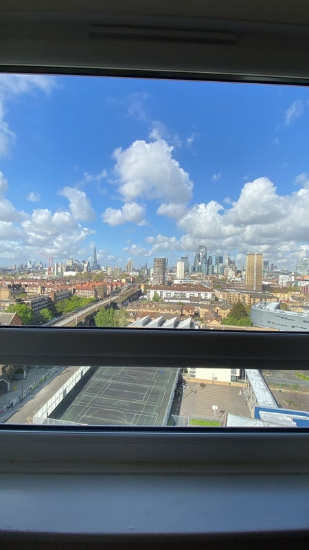 Room Ronald Street in Greater London