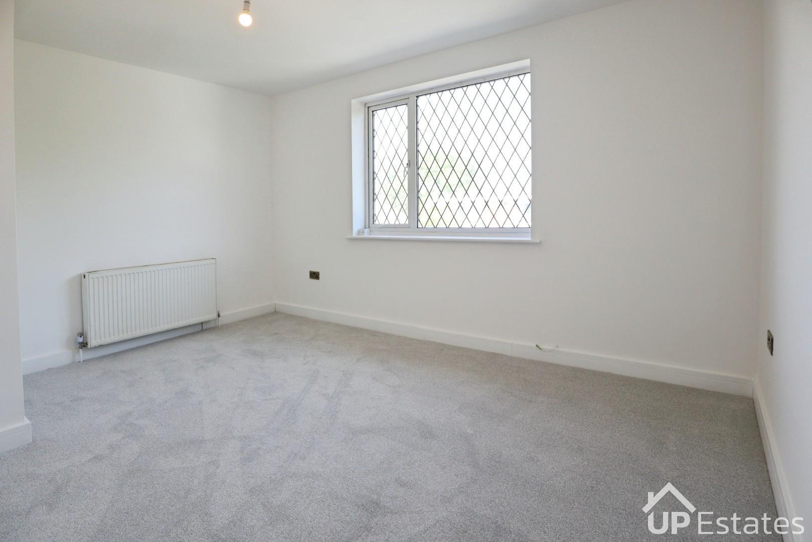 Flat Sunbury Road in Coventry