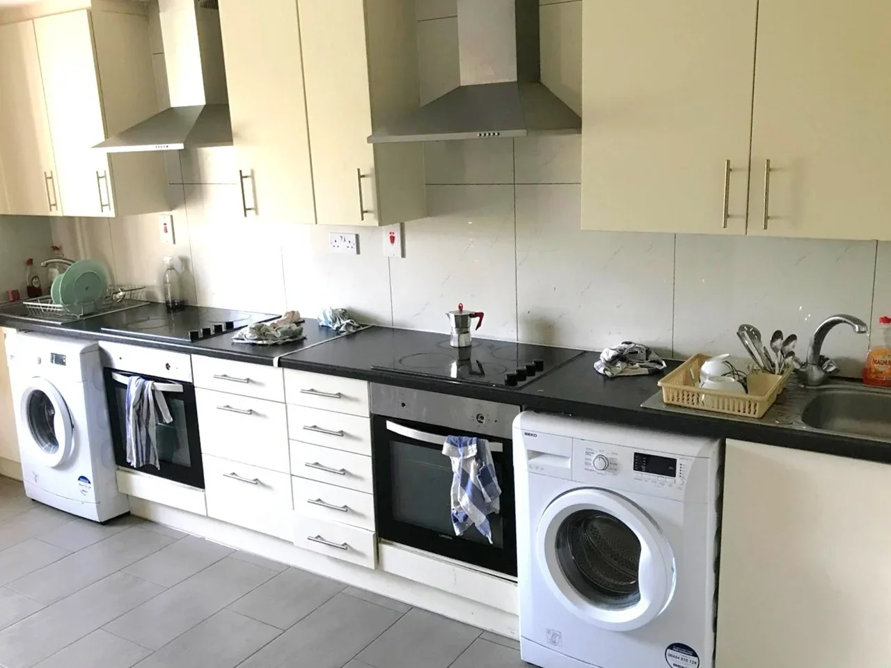 Room Chaplin Road in Greater London