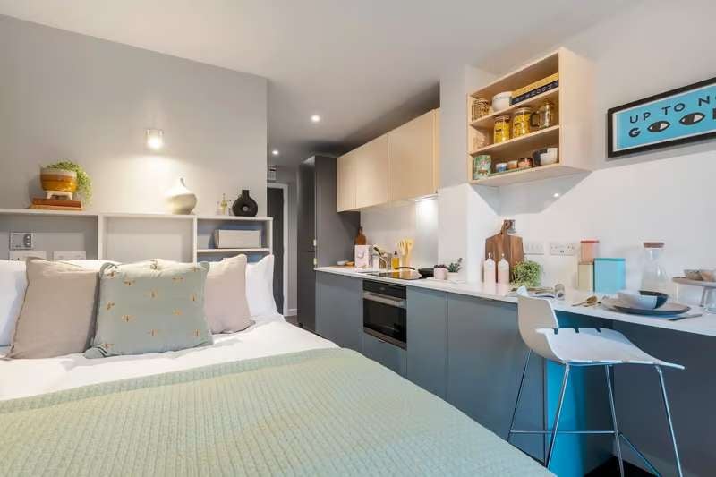 Room Glebe Street in Leicester