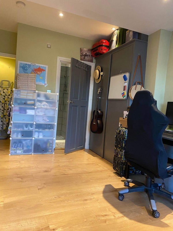 Room Eade Road in Greater London