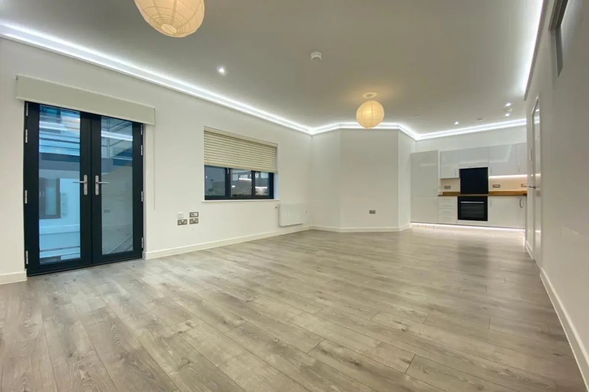Flat Edinburgh Way in Harlow