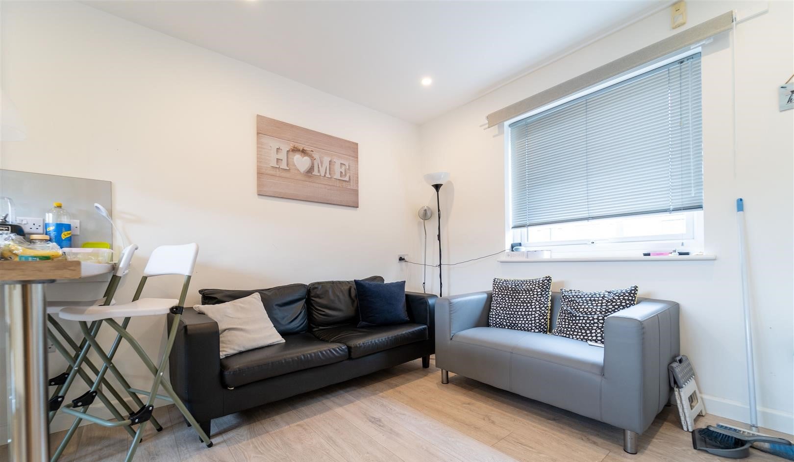 Room Leeson Walk in Birmingham