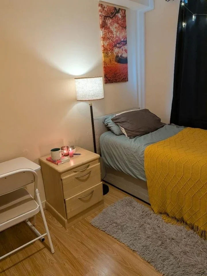 Room Bedford Road in Greater London