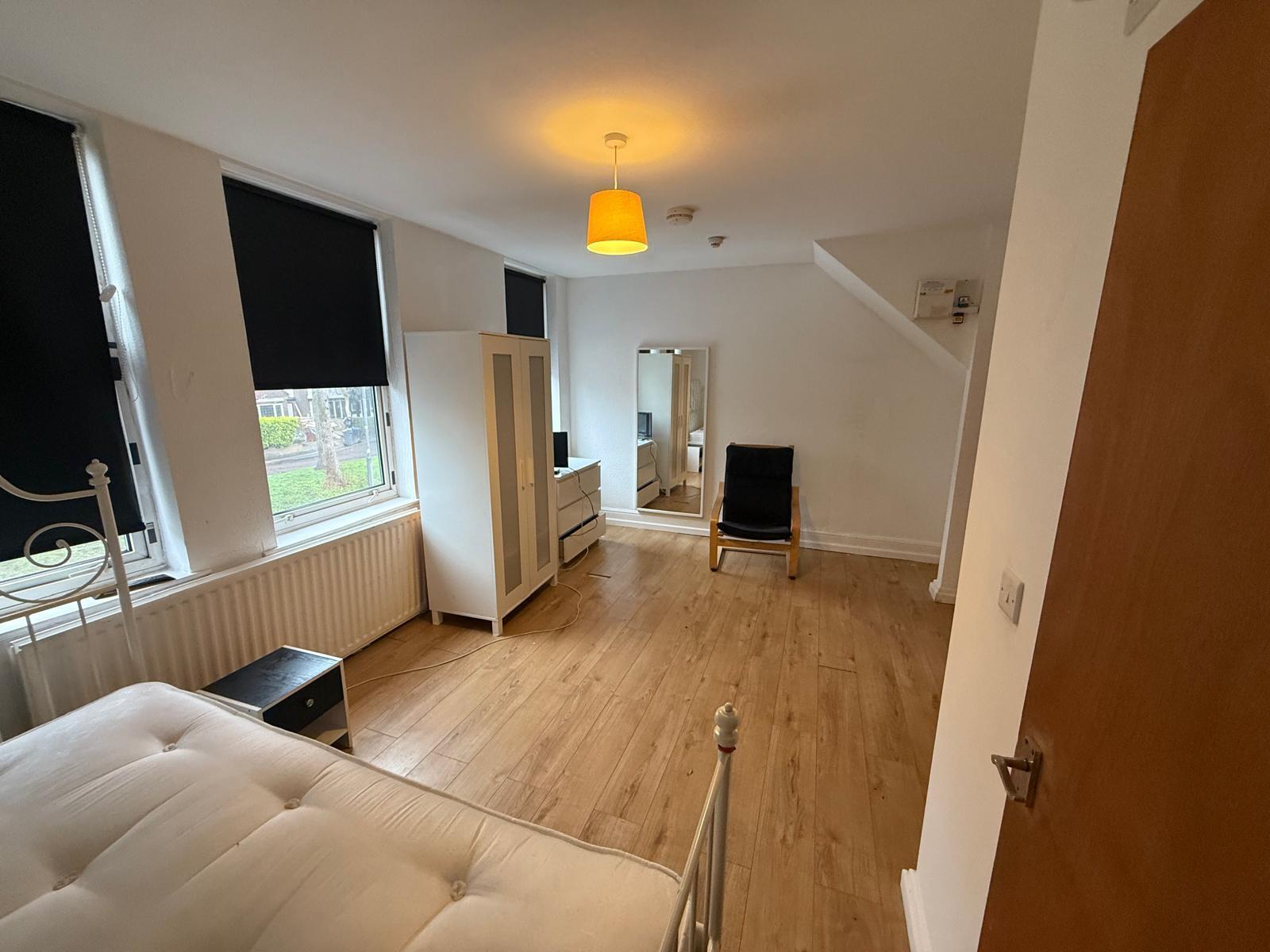 Room Wheelwright Road in Birmingham