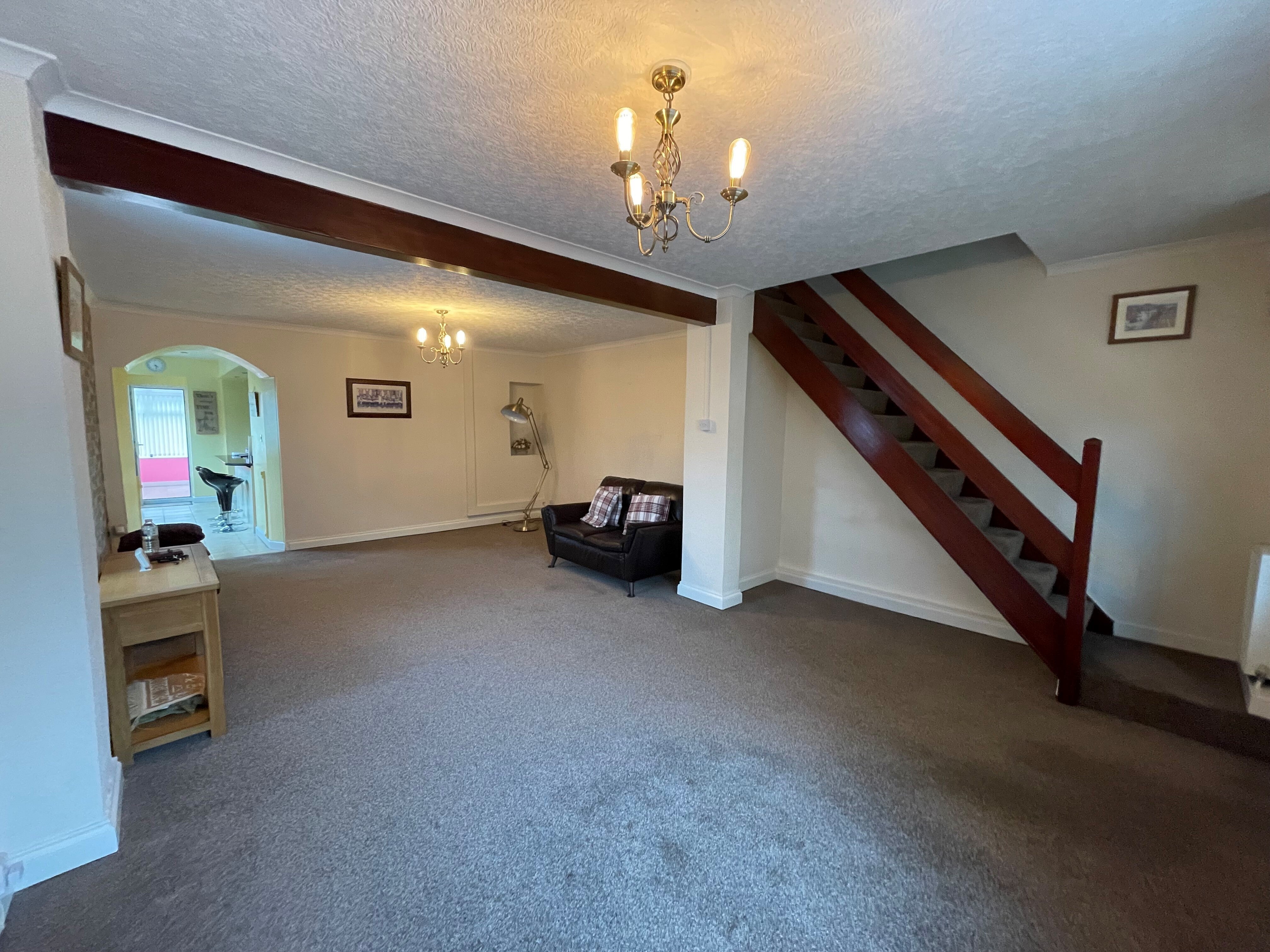 House Heol-y-Gors in Cwmgors
