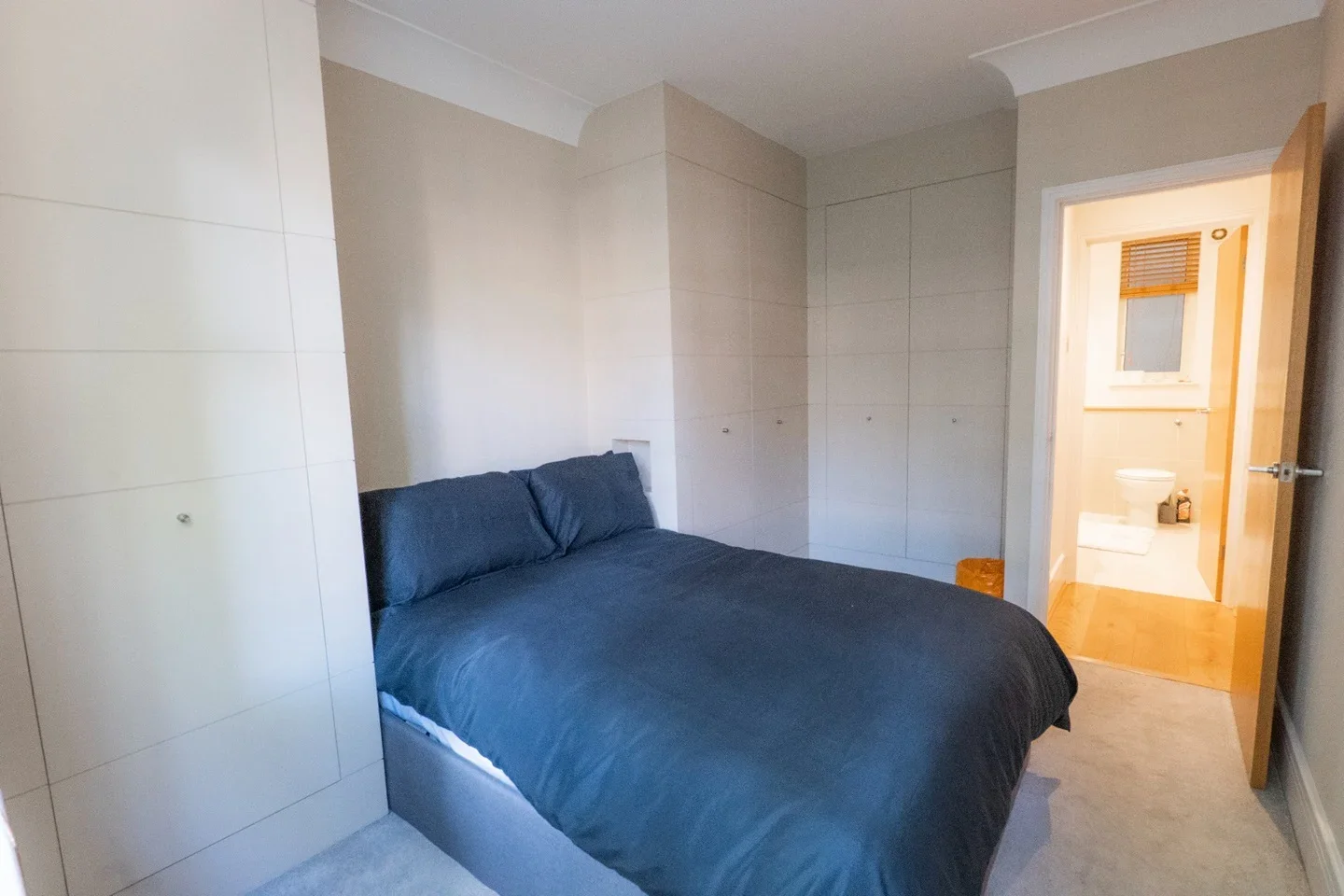 Flat Drayton Gardens in Greater London