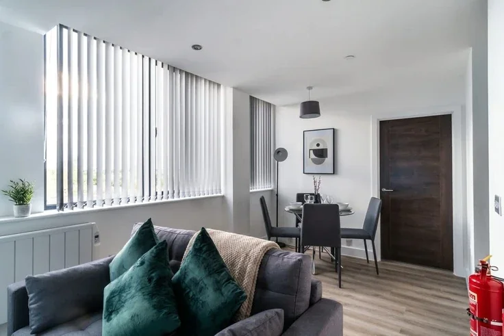 Flat Talbot Road in Trafford
