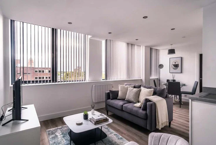 Flat Talbot Road in Trafford
