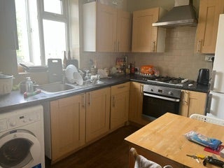 Room Lindley Street in Greater London