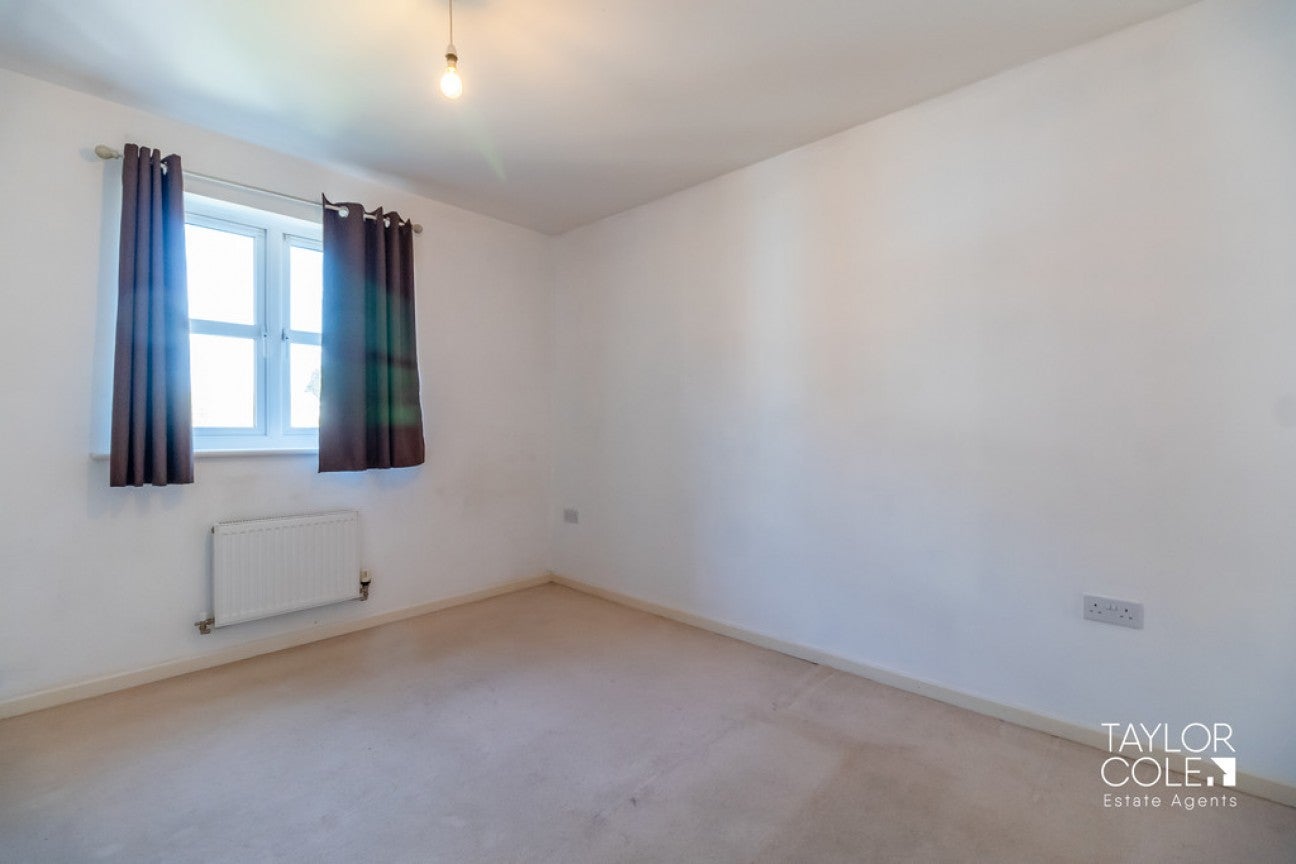 Flat Lyon Drive in Tamworth