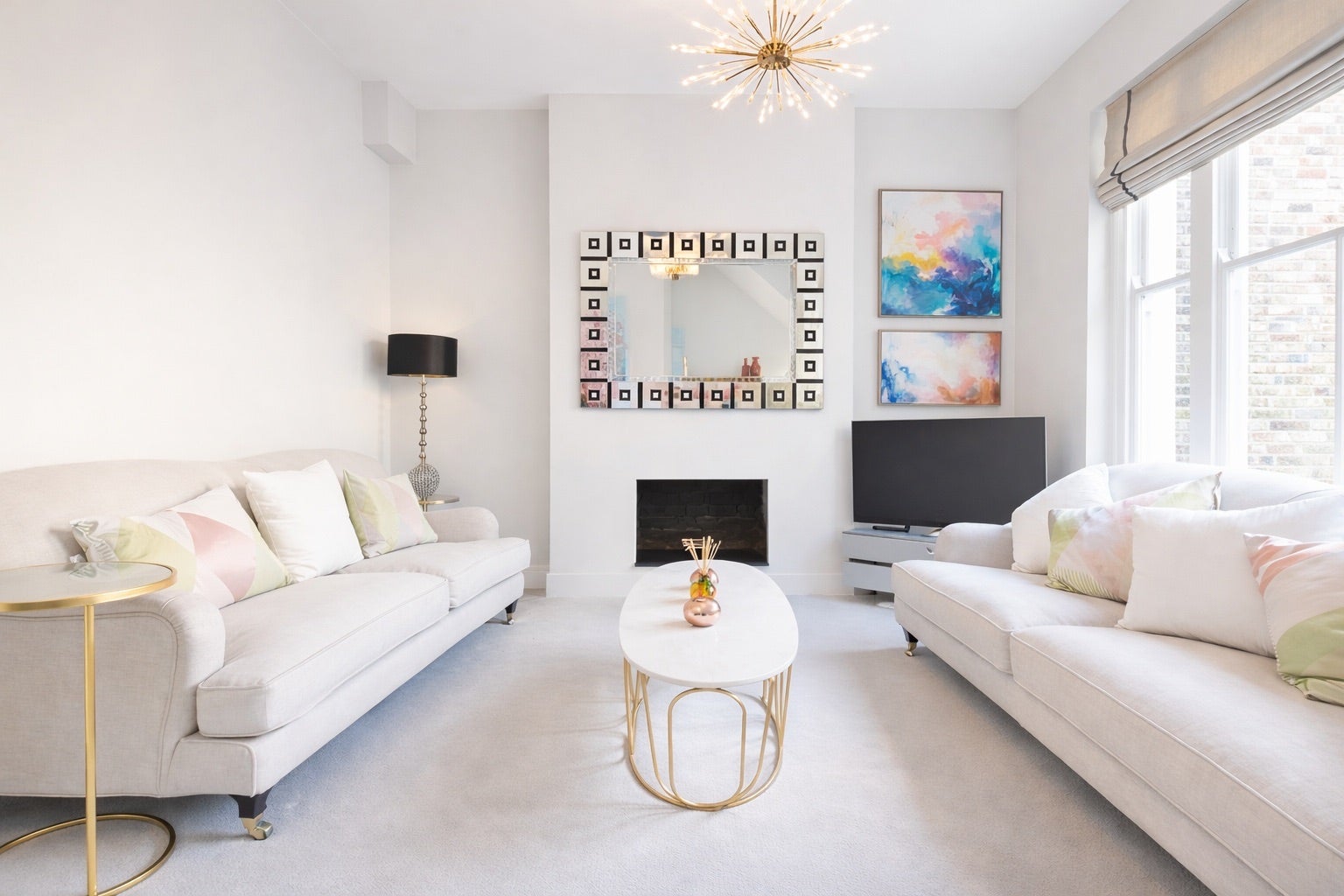 Flat Blenheim Crescent in Greater London