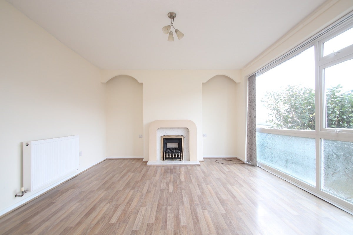 House Quantock Drive in Ashford