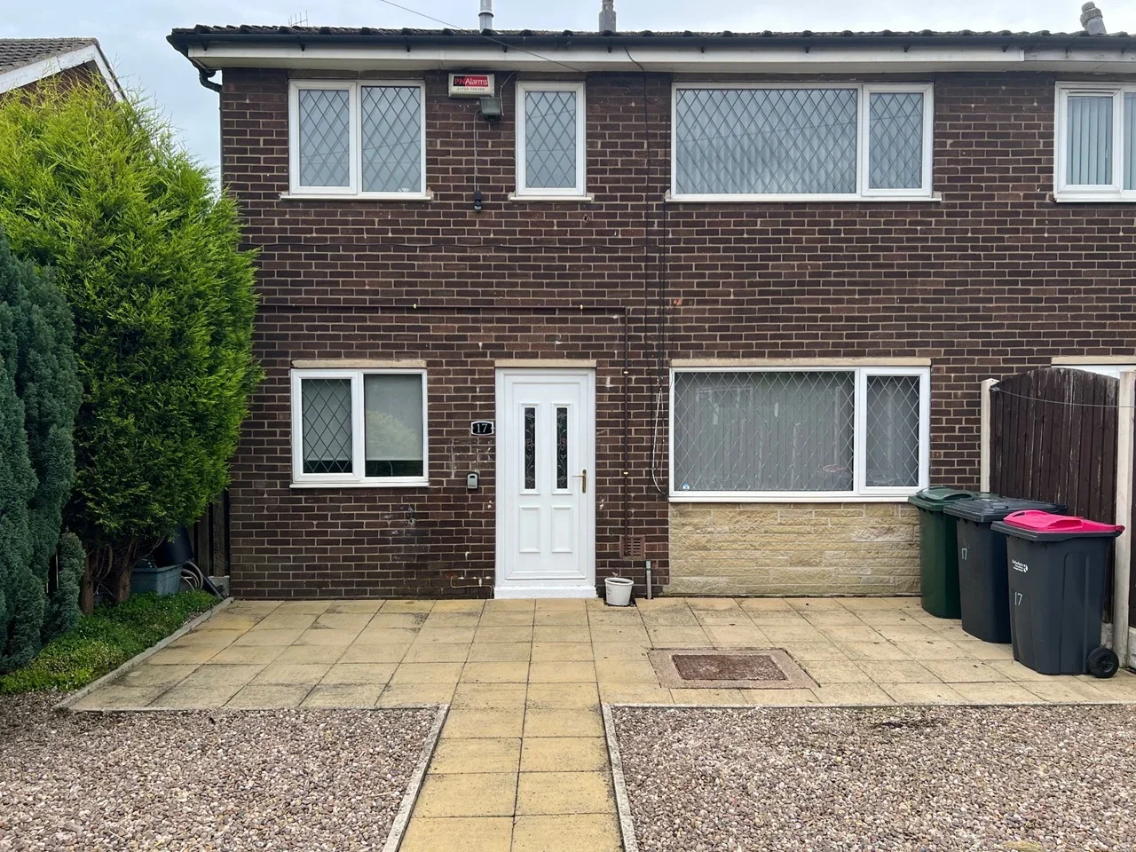 House Hollybush Street in Rawmarsh
