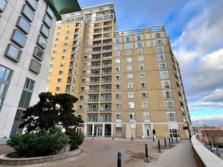 Flat Limehouse Link in Greater London
