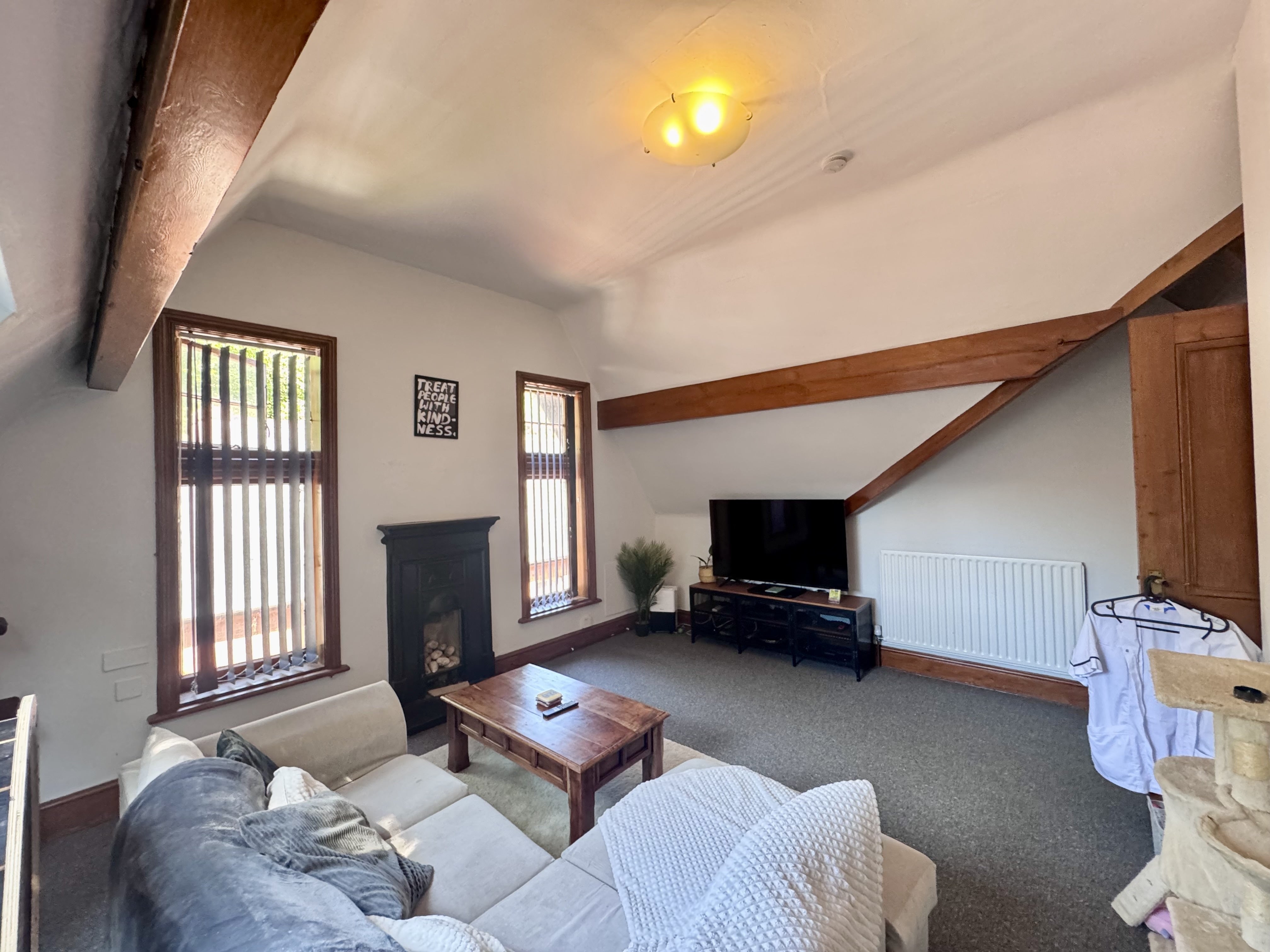 Flat Magdala Road in Nottingham