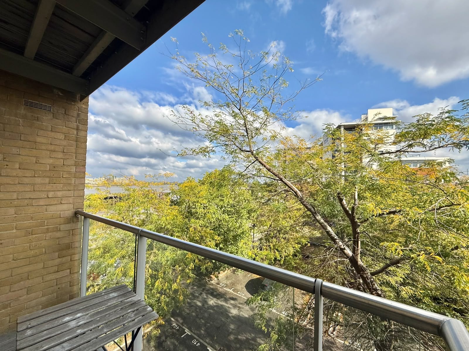 Flat Argyll Road in Greater London