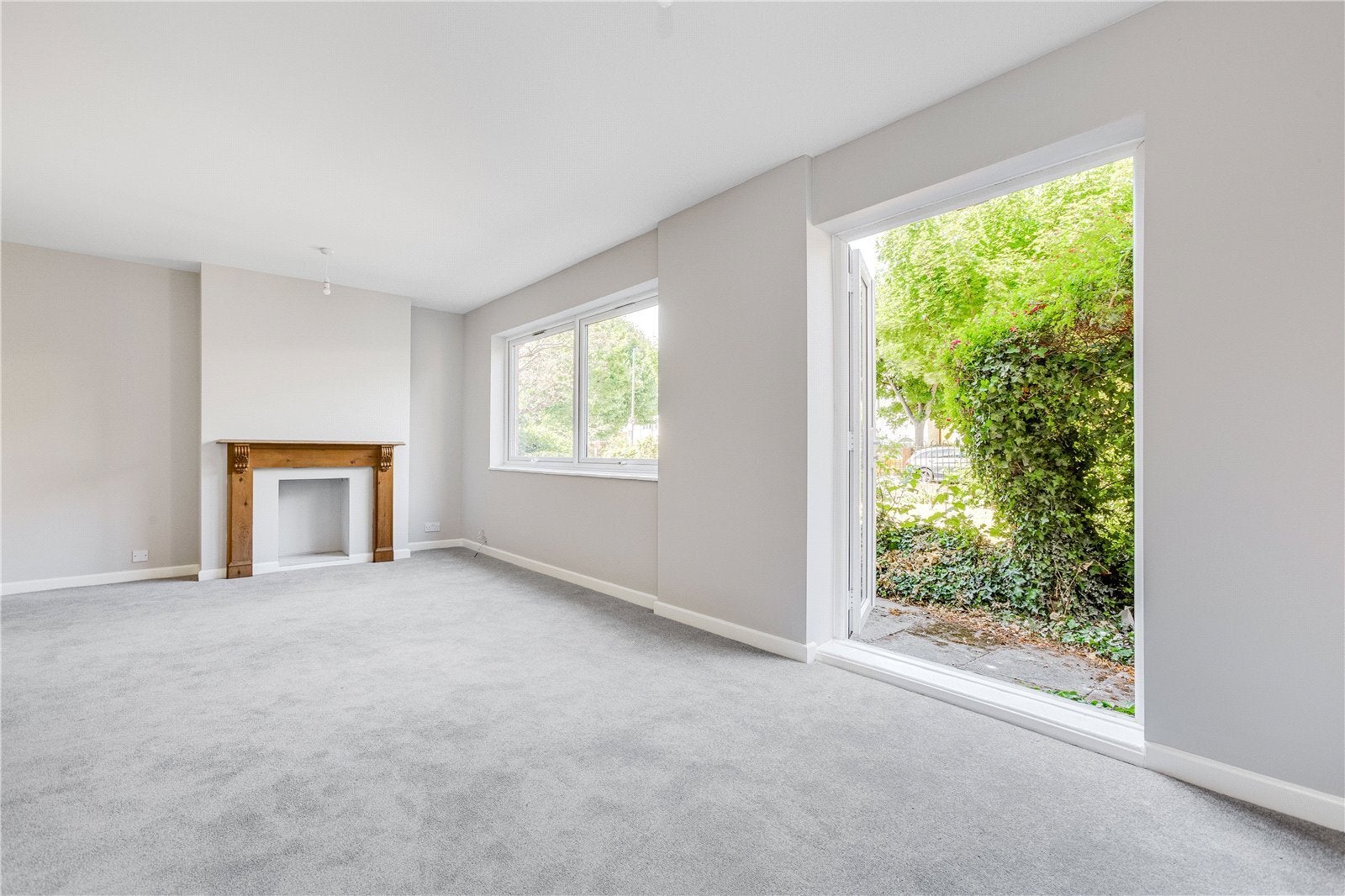 Flat Sudbrooke Road in Greater London