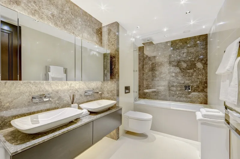 Flat Radnor Terrace in Greater London