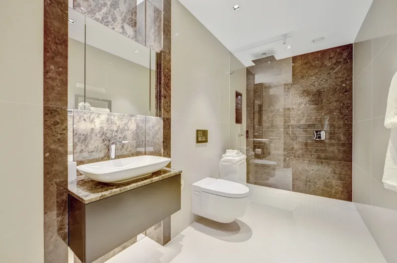 Flat Radnor Terrace in Greater London