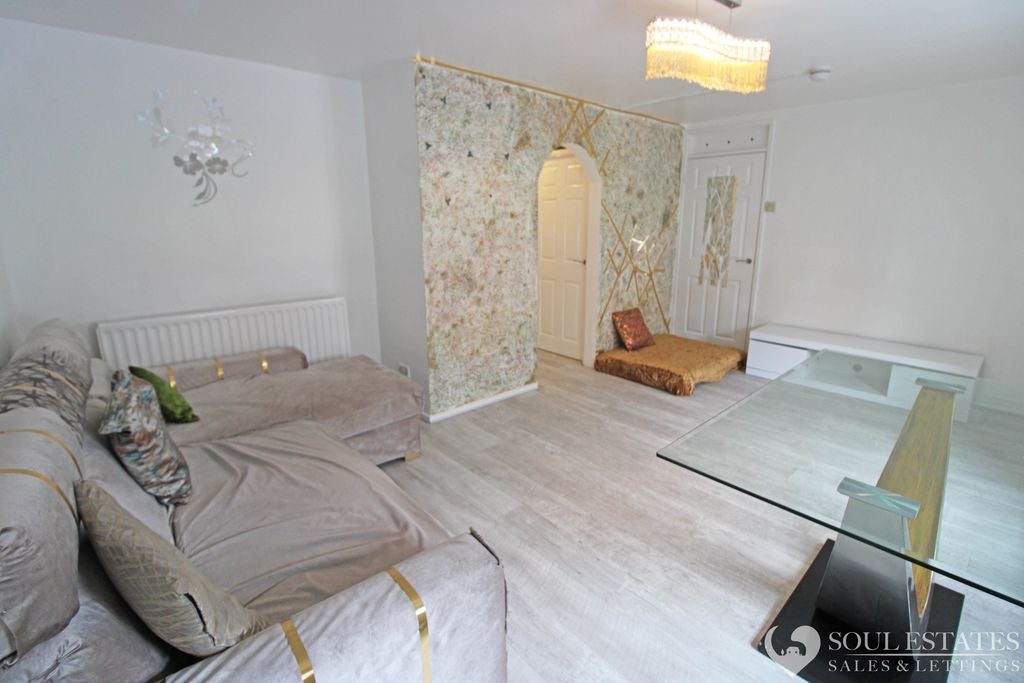 Flat Slater Street in Sandwell