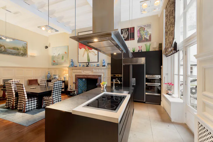Flat Chelsea Embankment in Greater London