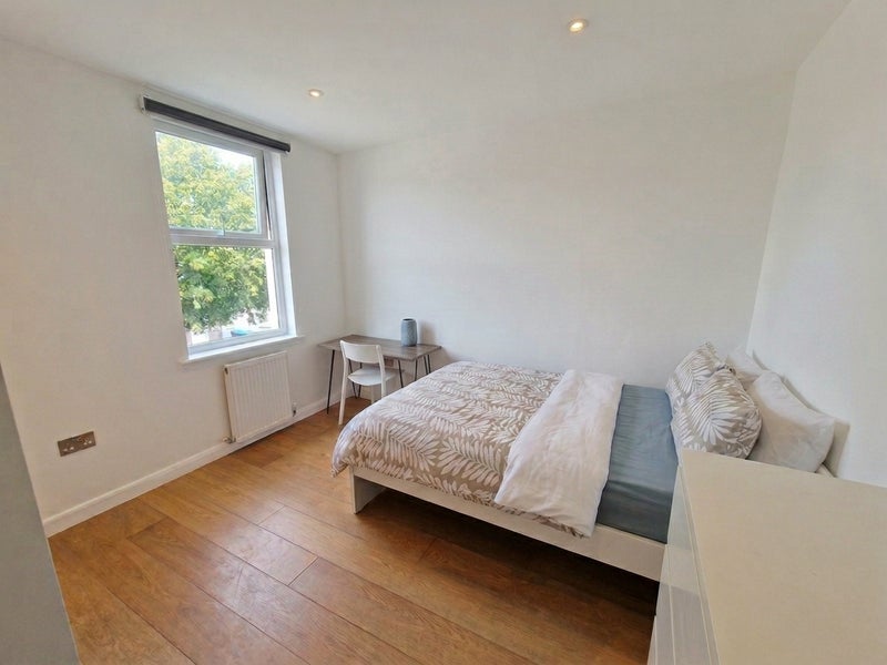 Room Woolmer Gardens in Greater London