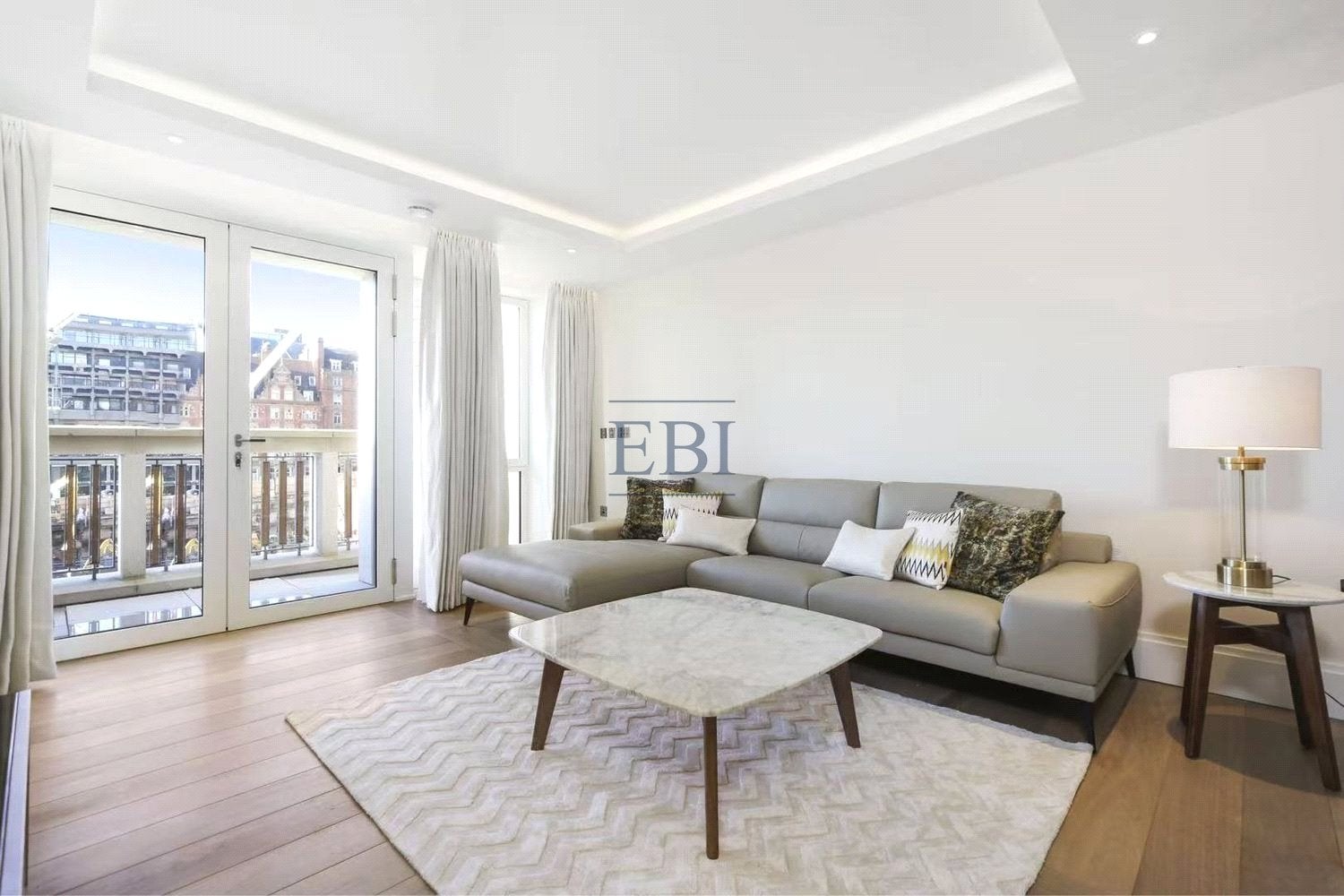Flat Strand in City of Westminster