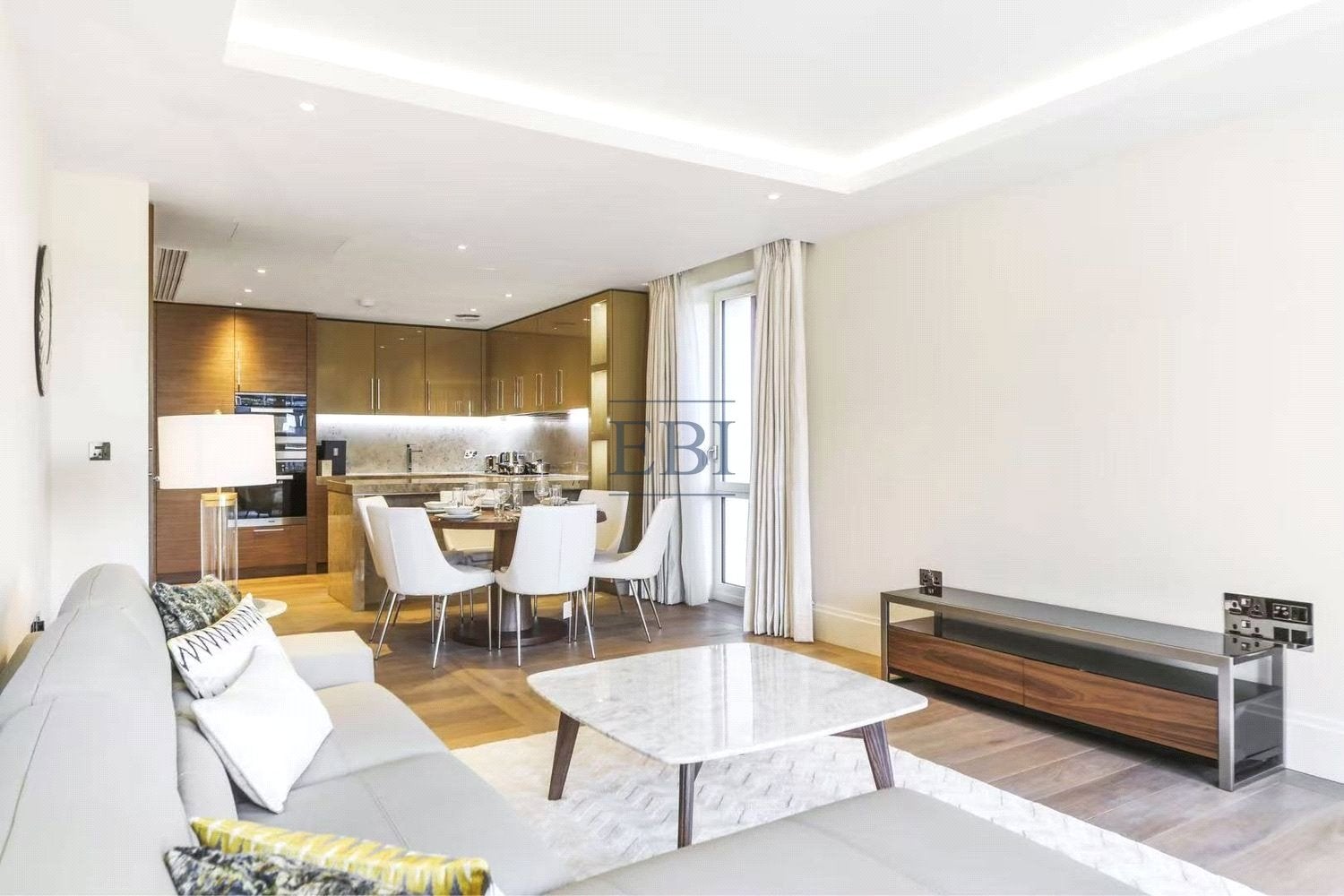 Flat Strand in City of Westminster