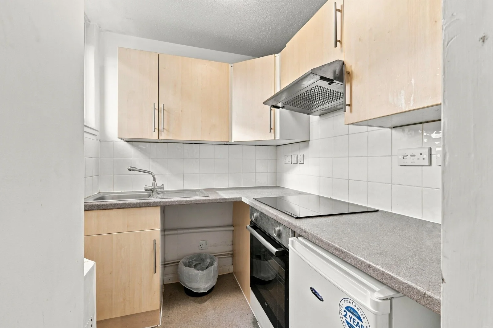Flat Meredith Street in Greater London