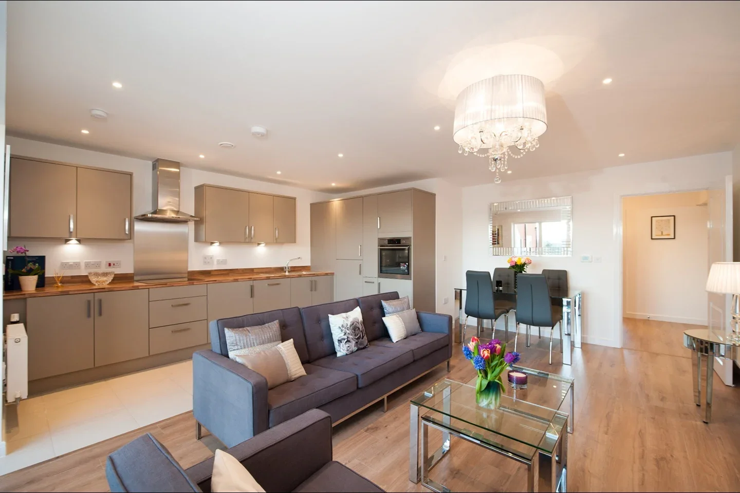 Flat Kingston Road in Greater London