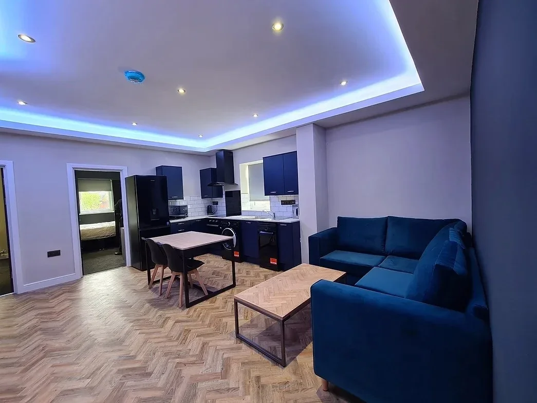 Flat Clarendon Road in Birmingham