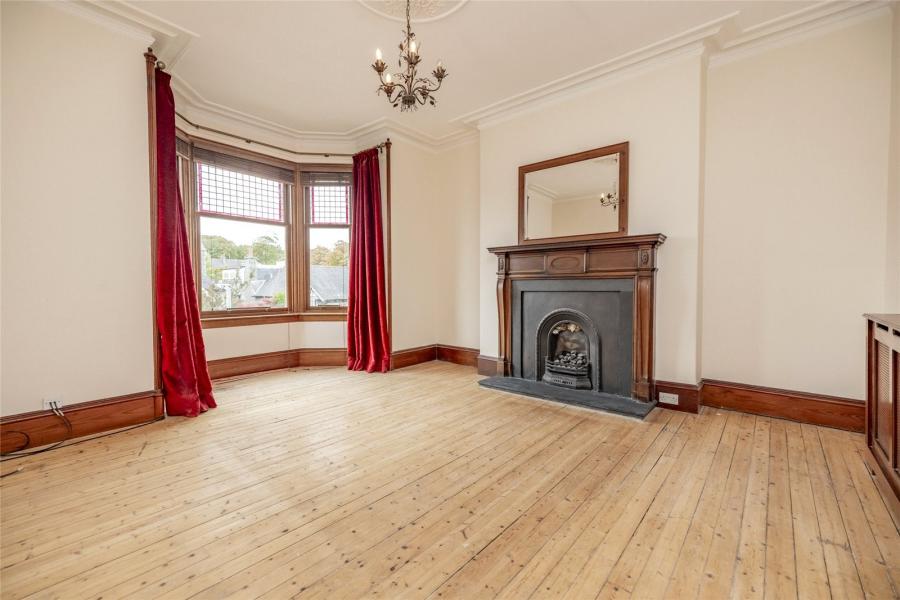 Flat Richmondhill Place in Aberdeen City