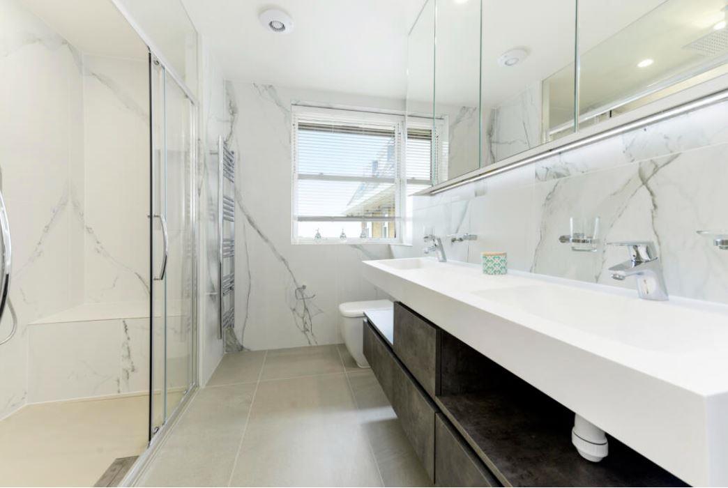 Flat Boydell Court in Greater London