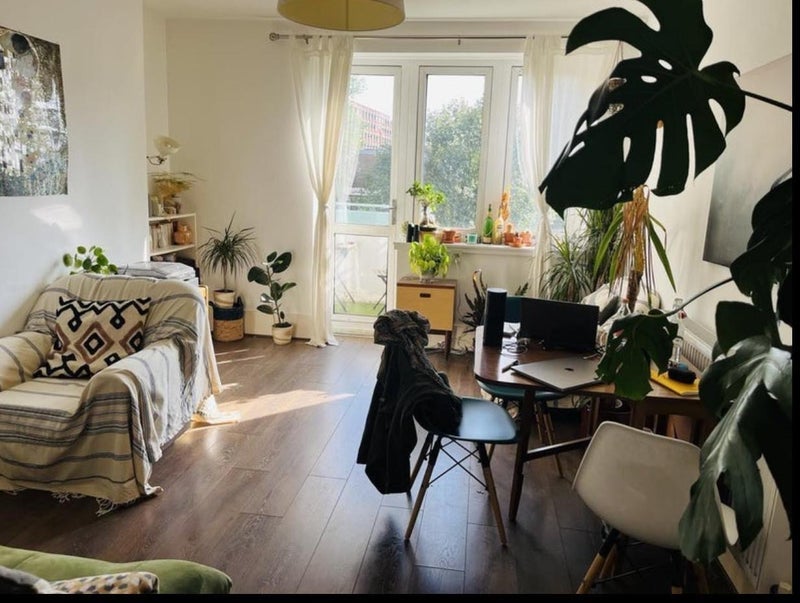 Room Middleton Street in Greater London