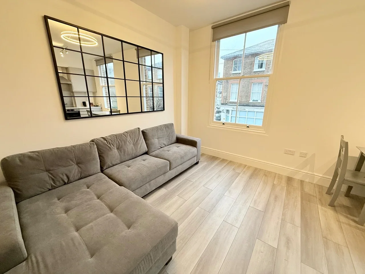 Flat Kilmarsh Road in Greater London