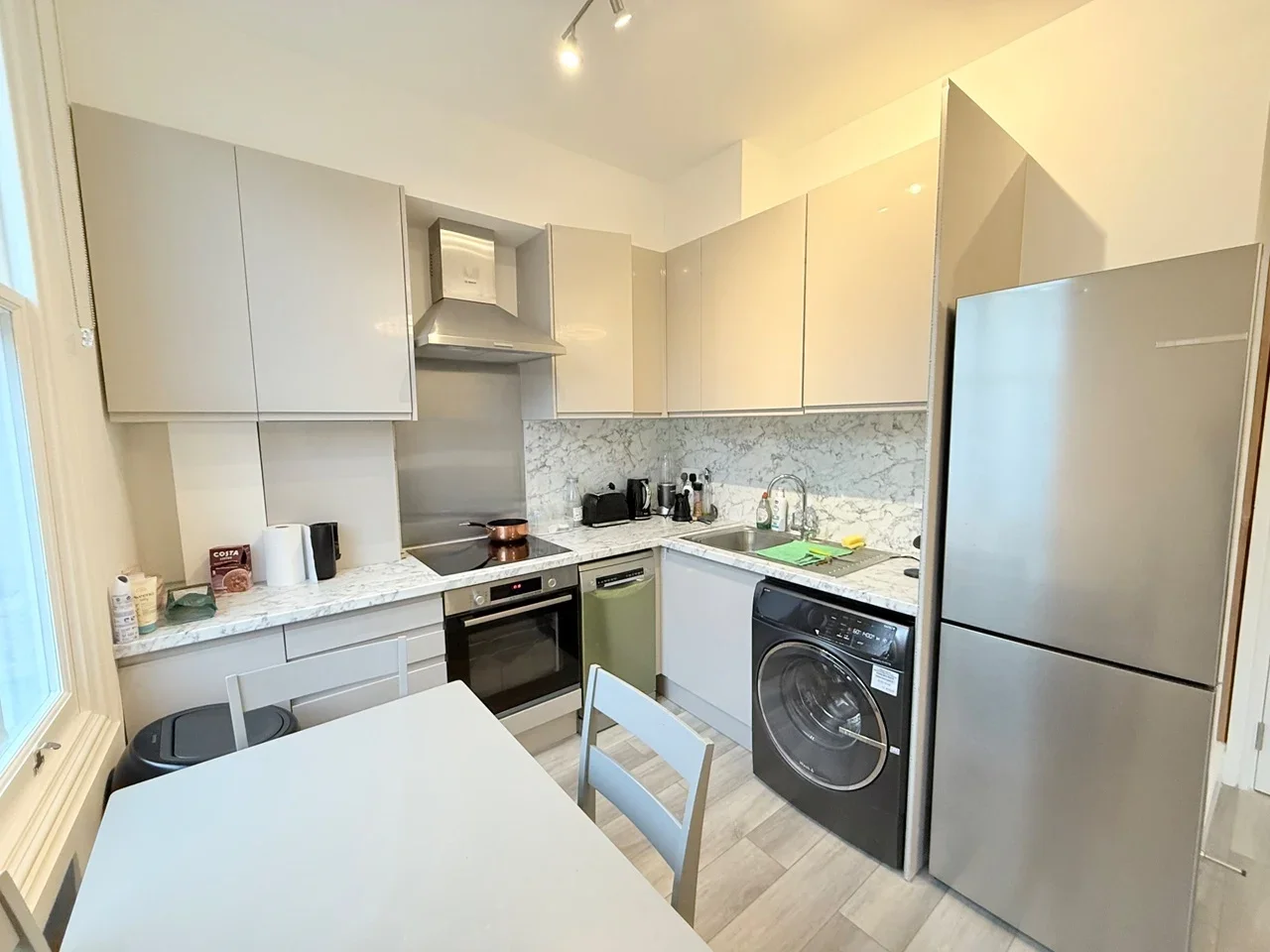 Flat Kilmarsh Road in Greater London