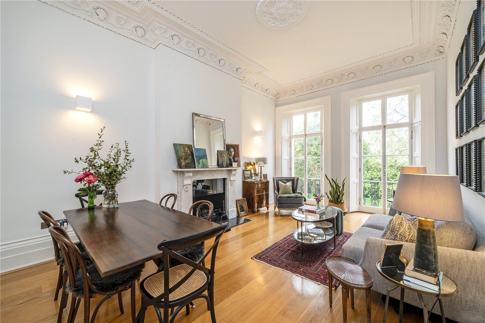 Flat Kensington Park Gardens in Greater London