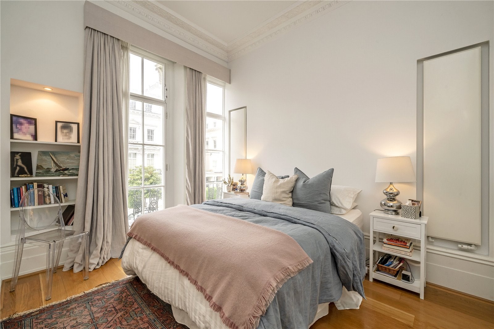 Flat Kensington Park Gardens in Greater London