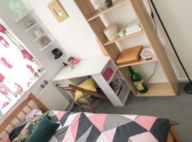 Room Pellatt Grove in Greater London