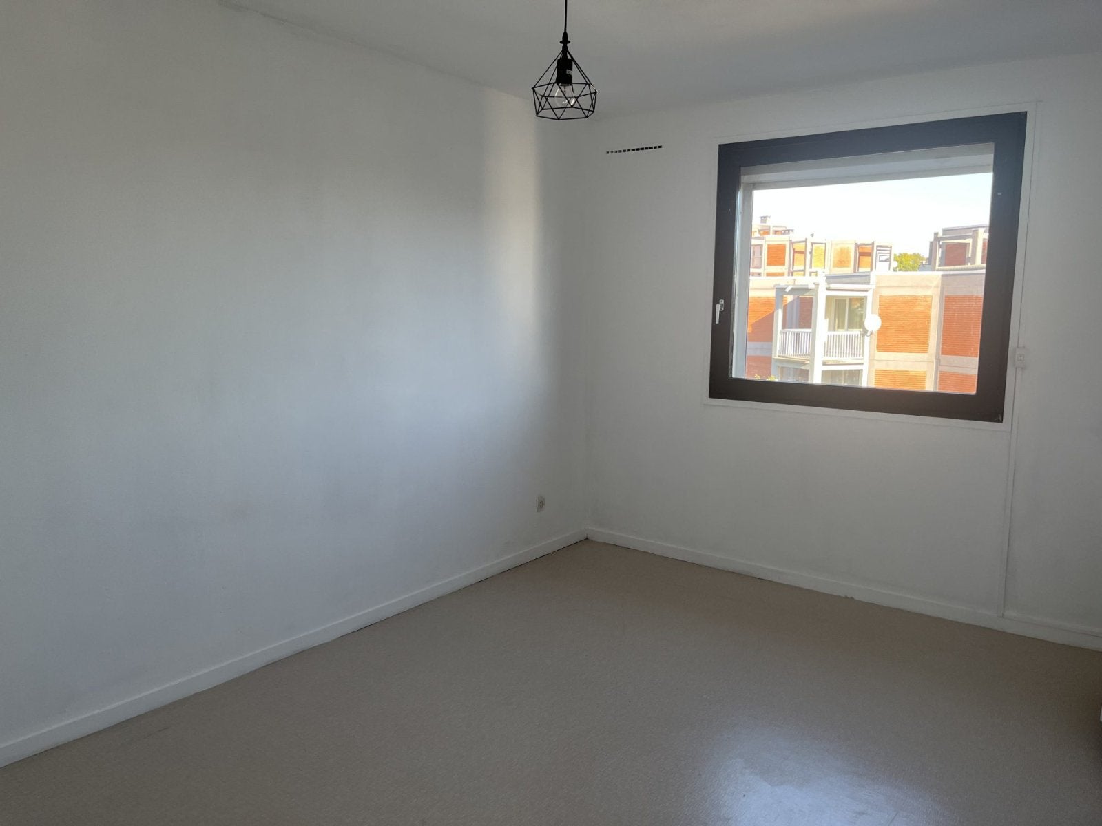 Appartement Rue du Faubourg de Roubaix à Lille